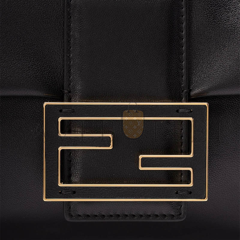 FENDI MAMMA BAGUETTE LARGE BAG  (26.5*18*8.5cm)